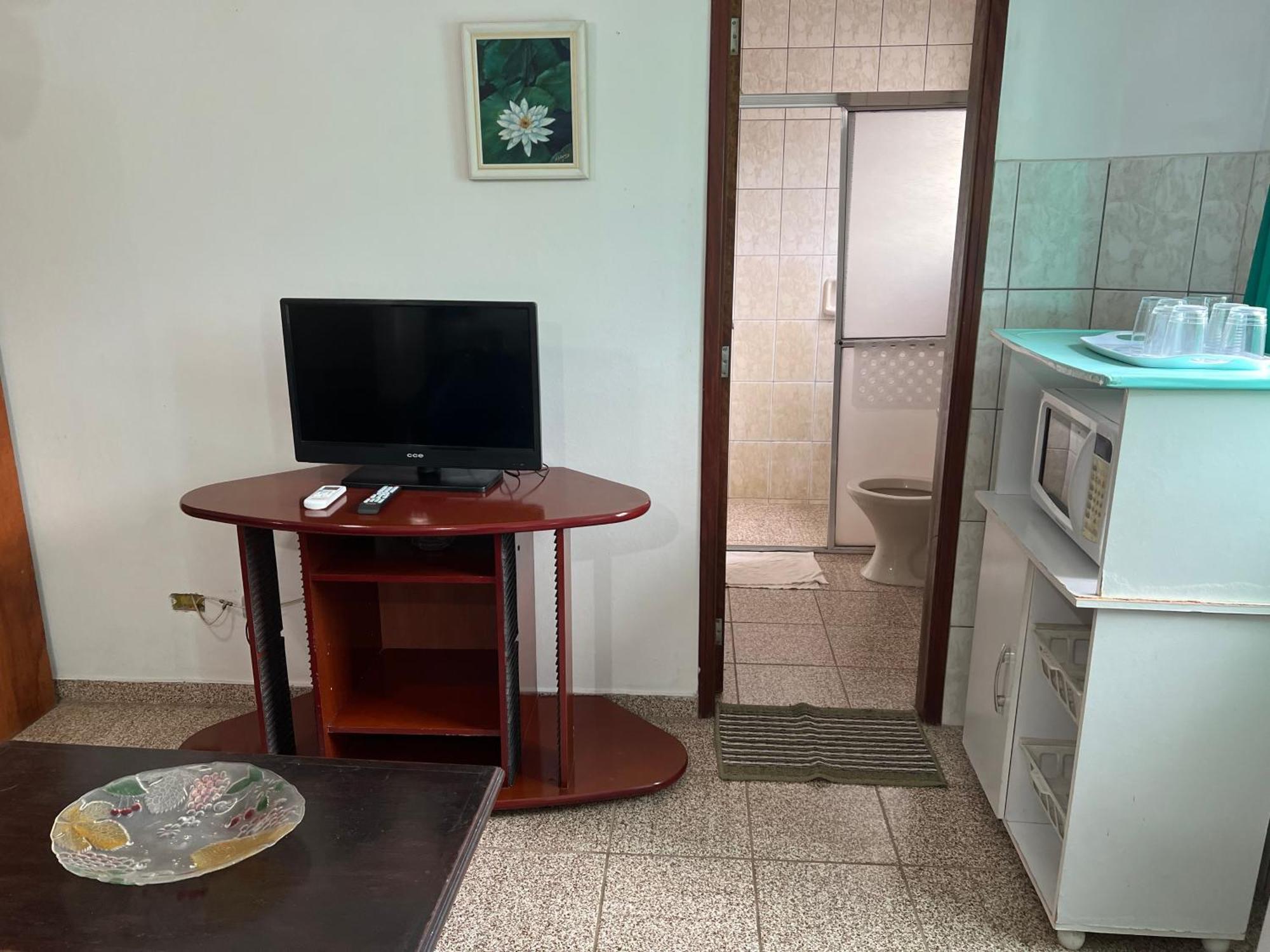 Aptos Familia Com Ar Condicionado Ubatuba Praia Pereque Acu Exteriör bild