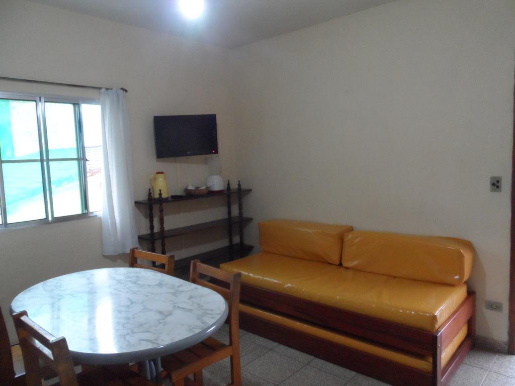 Aptos Familia Com Ar Condicionado Ubatuba Praia Pereque Acu Exteriör bild